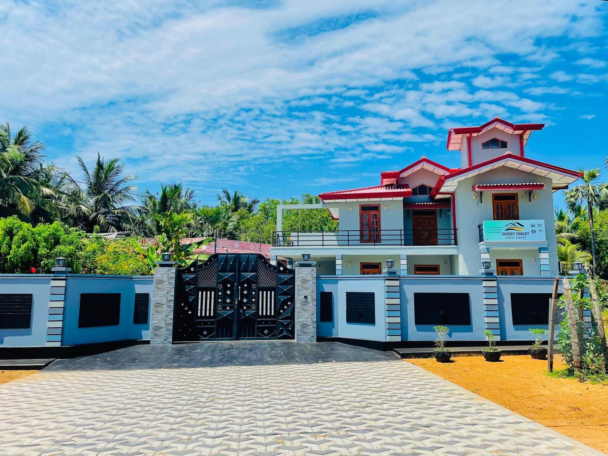 Sunset Chalet Mullaittivu Екстериор снимка